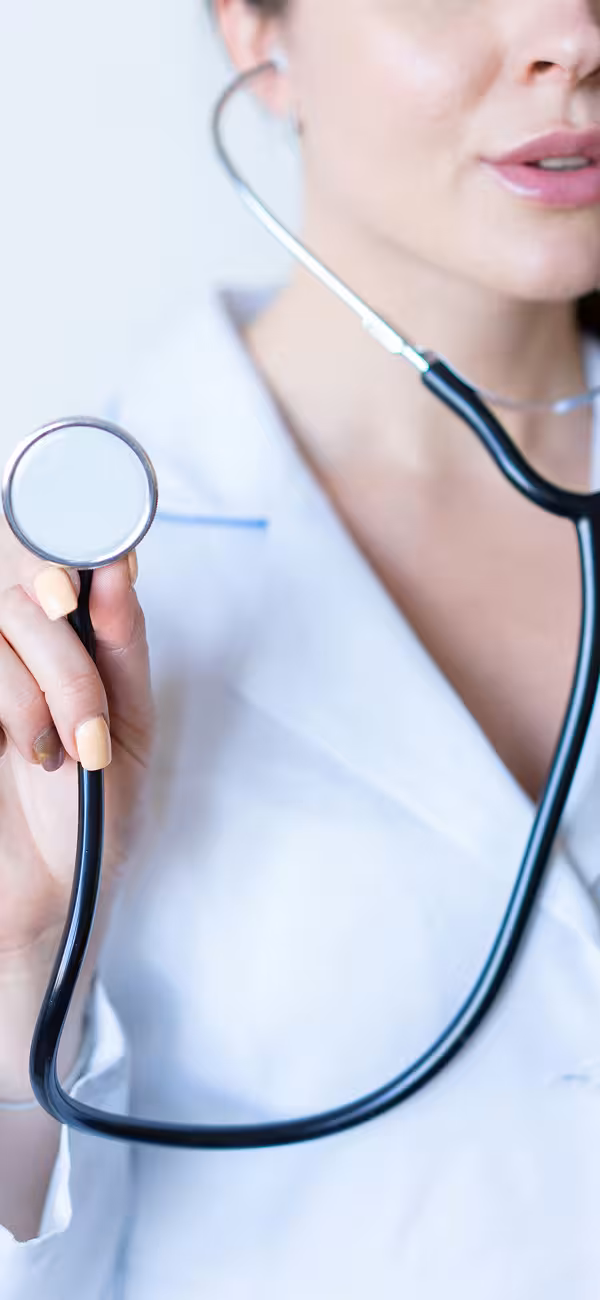 Komplexná vstupná prehliadka vrátane RTG a dentálnej hygieny vykonanej stomatológom